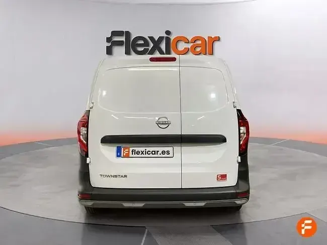 Usado Nissan Townstar Acenta 130 CV (95 kW) 2023 Blanco Monovolumen