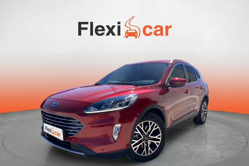 Usado Ford Kuga Titanium 227 CV (166 kW) 2020 Granate SUV