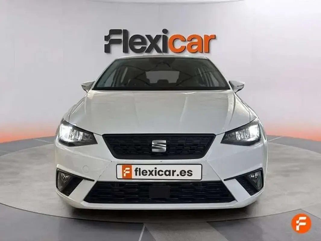 Usado Seat Ibiza Reference 80 CV (58 kW) 2023 Blanco Utilitario