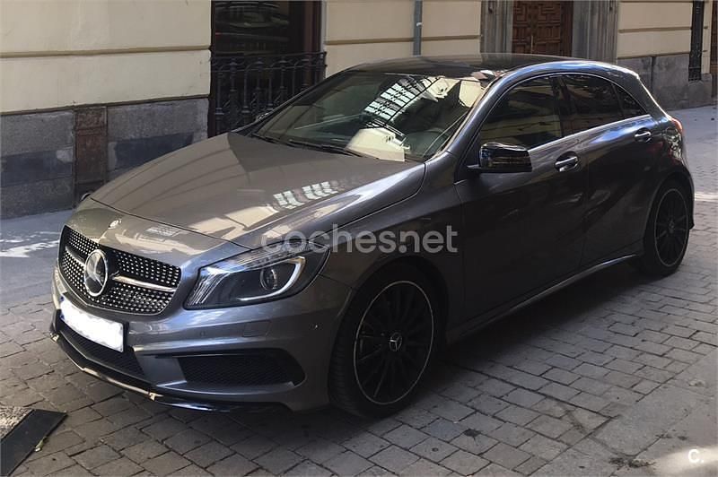Usado Mercedes A200 AMG line 136 CV (100 kW) 2014 Gris / plata Berlina