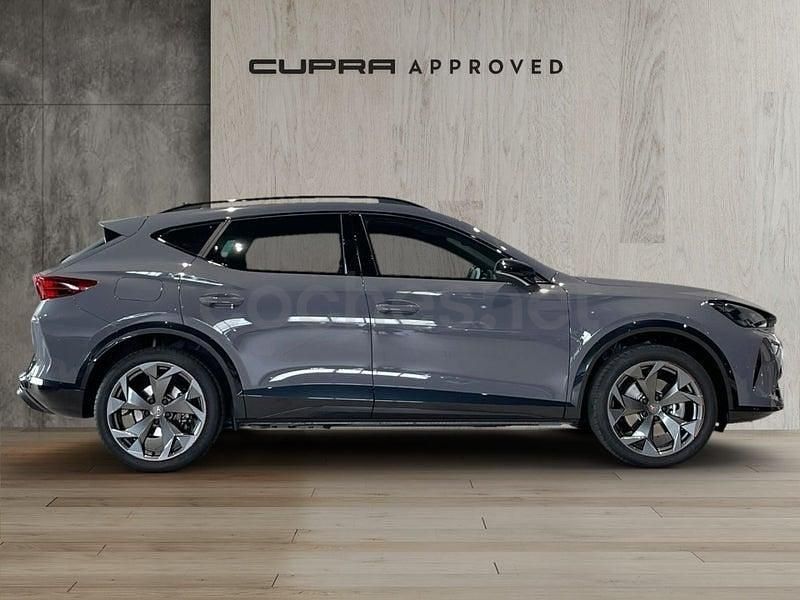 Usado Cupra Formentor 150 CV (110 kW) 2024 Gris / plata SUV