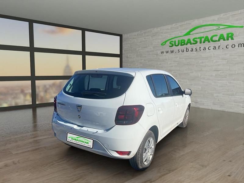 Usado Dacia Sandero Comfort 95 CV (69 kW) 2020 Blanco