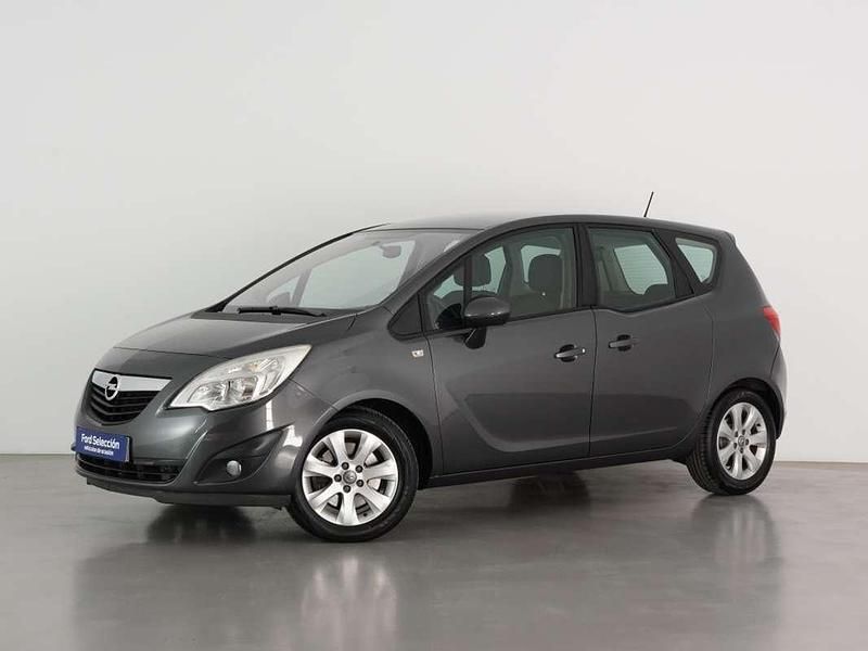 Usado Opel Meriva Selective 120 CV (88 kW) 2012 Gris / plata Monovolumen