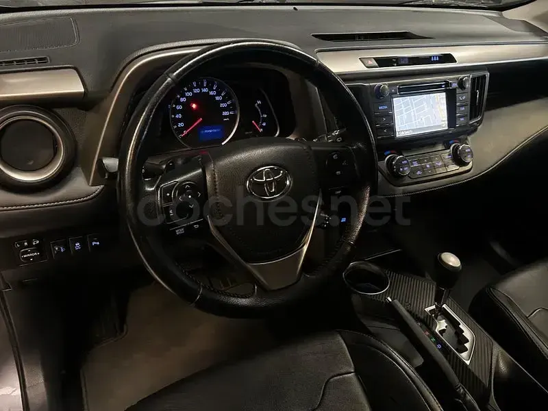 Usado Toyota RAV4 Executive 150 CV (110 kW) 2015 Gris / plata SUV