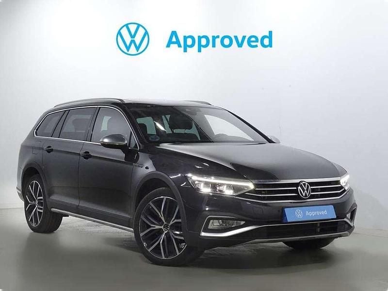 Gris Usado 2023 VW Passat R-line Familiar | 43.900 € - Imagen 1/4