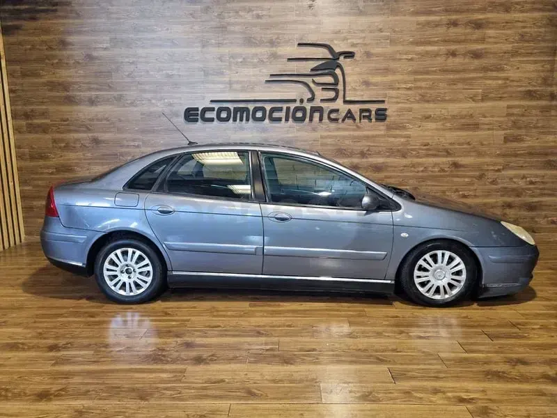 Usado Citroën C5 Exclusive 138 CV (101 kW) 2004 Gris / plata Berlina