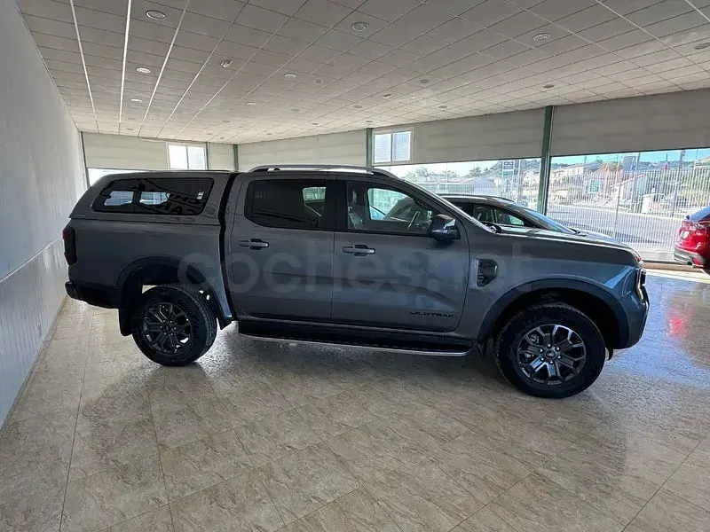 Usado Ford Ranger Wildtrack 205 CV (150 kW) 2024 Gris / plata Pickup/Camioneta