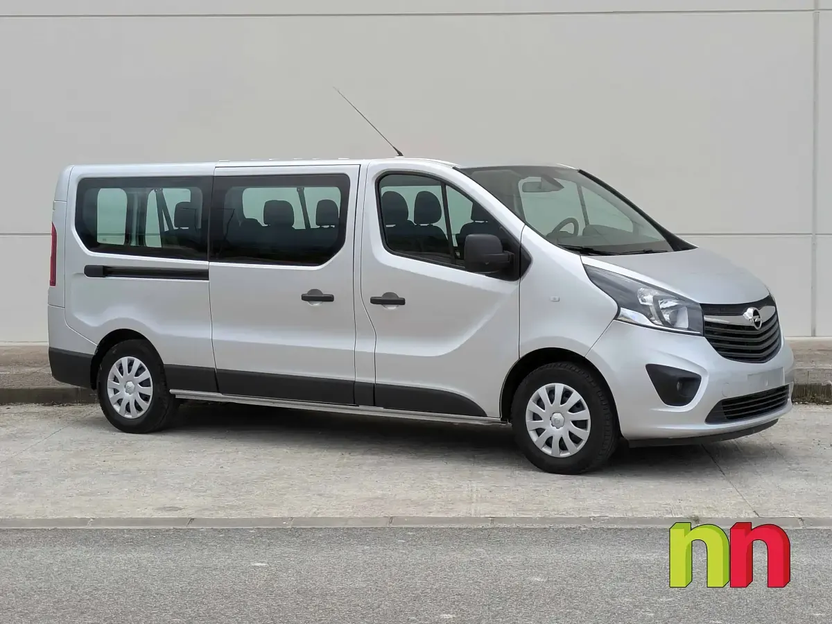 Usado Opel Vivaro S 125 CV (91 kW) 2016 Gris Monovolumen