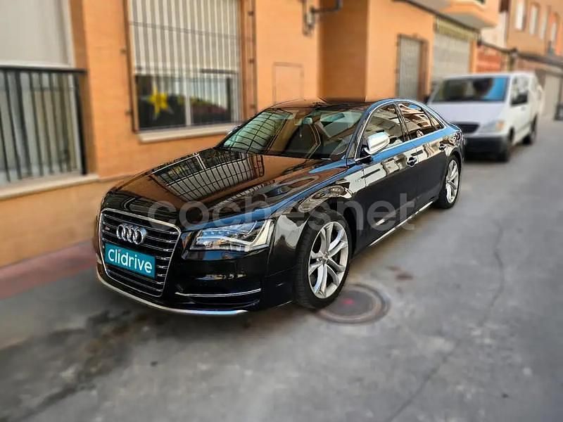 Usado Audi A8 Ambiente 520 CV (382 kW) 2012 Negro Berlina