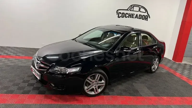 Usado Honda Accord Executive 140 CV (102 kW) 2007 Gris / plata Berlina