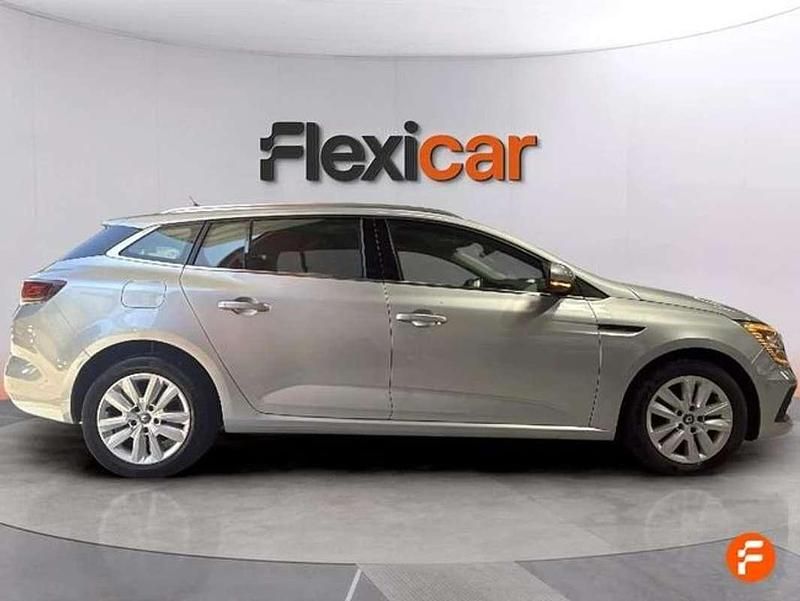 Usado Renault Mégane Business 160 CV (117 kW) 2022 Gris Berlina