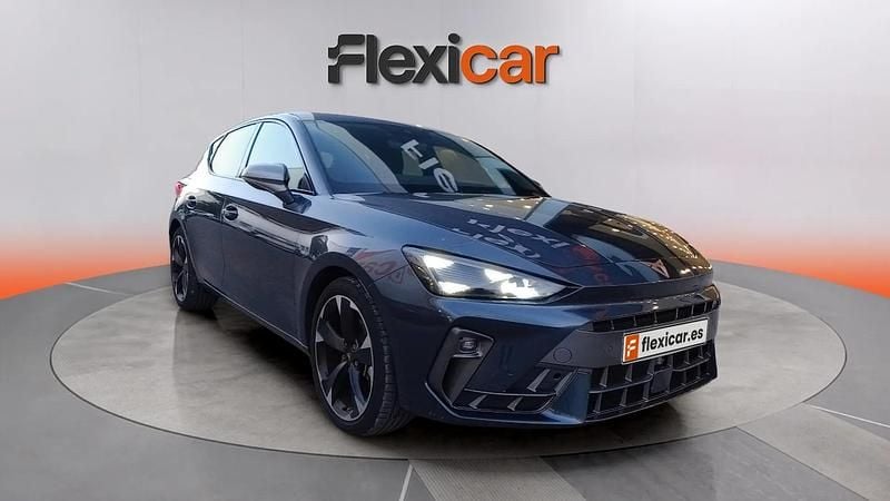 Usado Cupra Leon 150 CV (110 kW) 2025 Gris Familiar