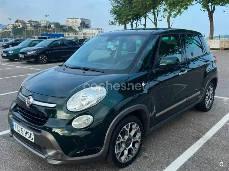Usado Fiat 500L Trekking 105 CV (77 kW) 2013 Verde Monovolumen