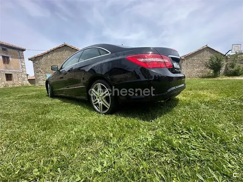Usado Mercedes E350 231 CV (169 kW) 2010 Negro Coupe