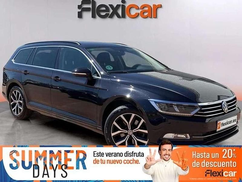 Negro Usado 2017 VW Passat Advance Familiar | 13.990 € (Super precio) - Imagen 1/4