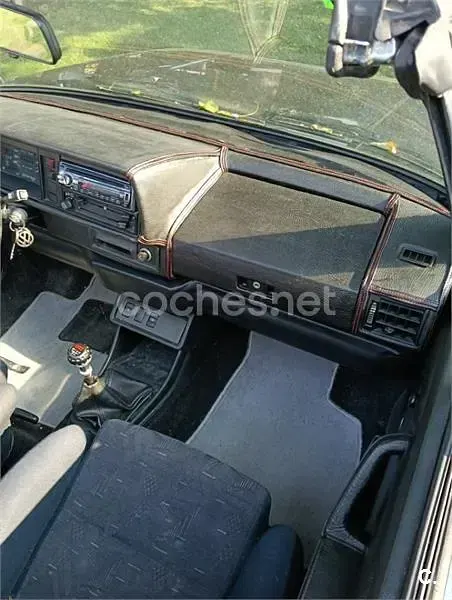 Usado VW Golf Cabriolet 112 CV (82 kW) 1990 Negro Descapotable