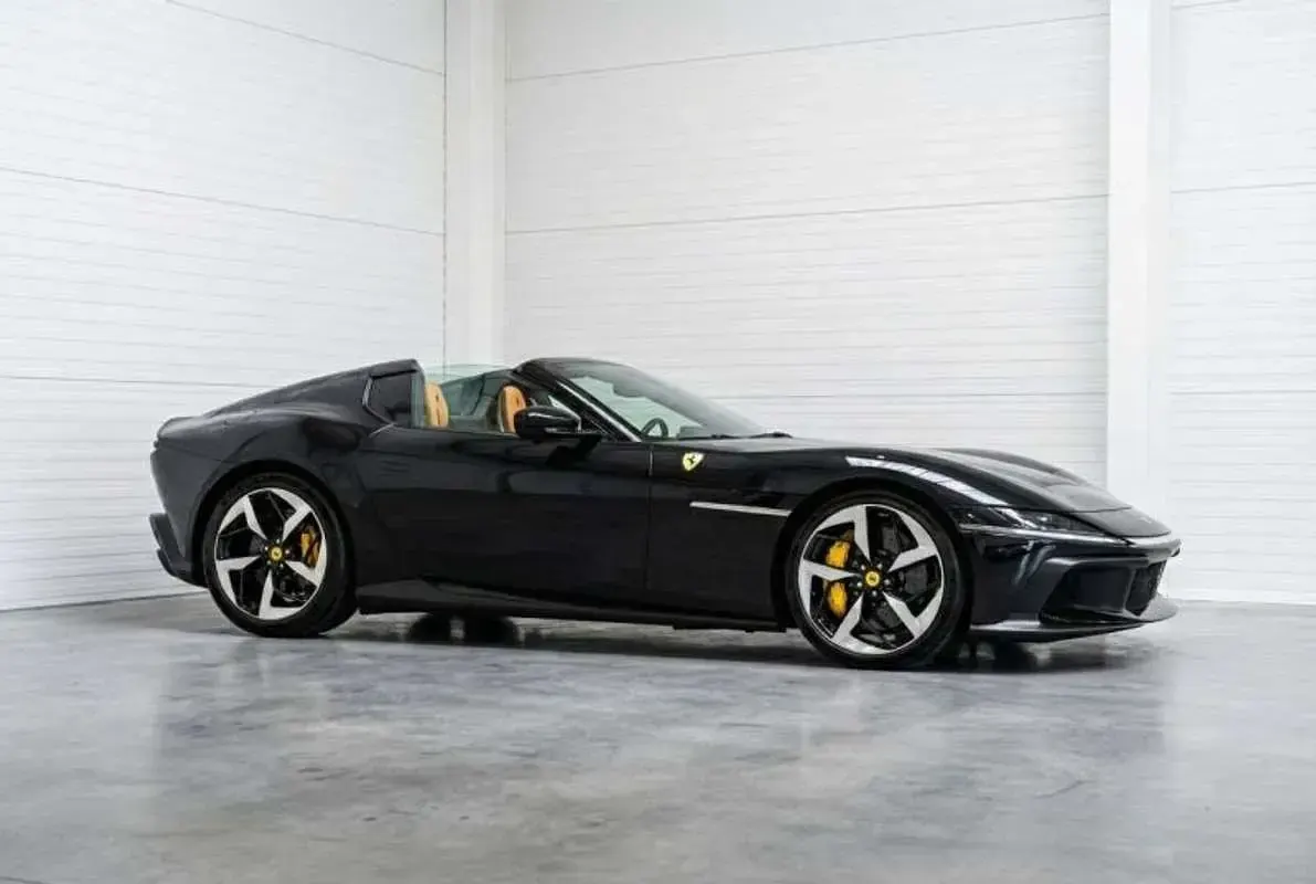 Nuevo Ferrari 12 Cilindri 829 CV (609 kW) 2026 Negro Coupe