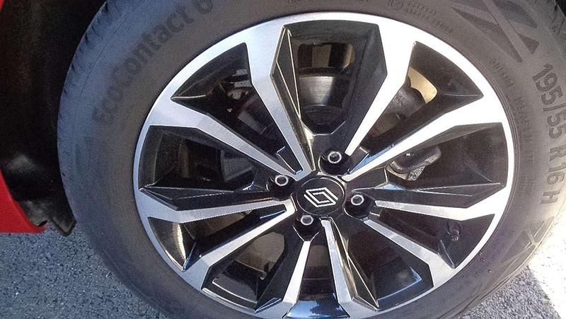 Begagnad Renault Clio V Techno 101 HK (74 kW) 2025 Halvkombi