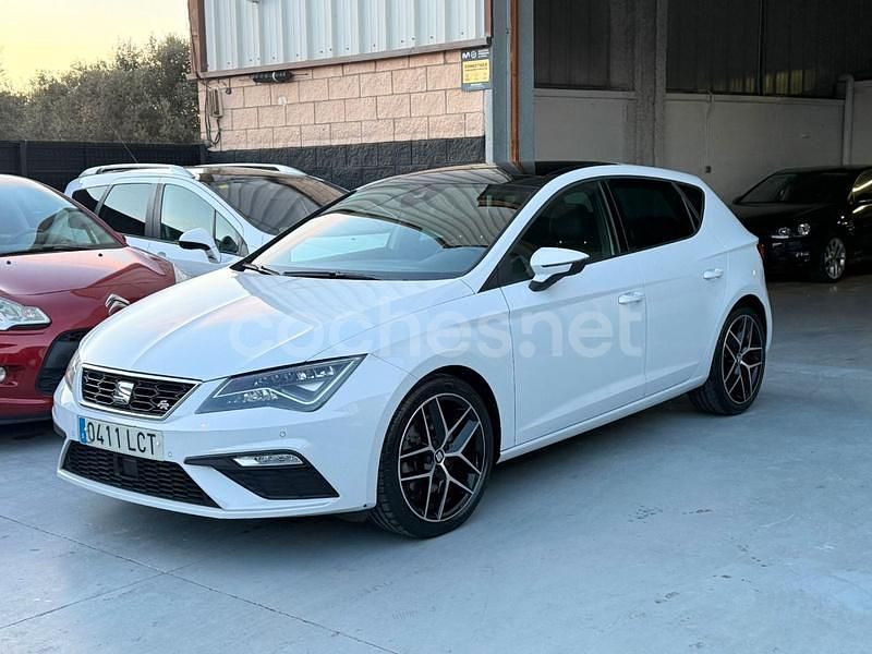 Usado Seat Leon FR 150 CV (110 kW) 2019 Blanco Utilitario