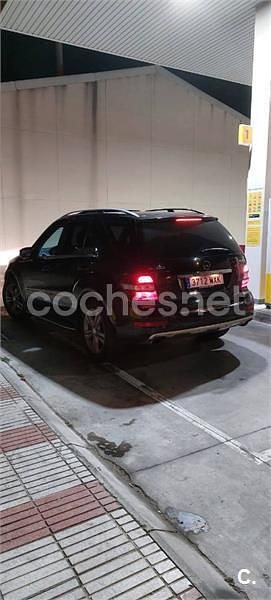 Usado Mercedes ML320 224 CV (164 kW) 2009 Negro SUV