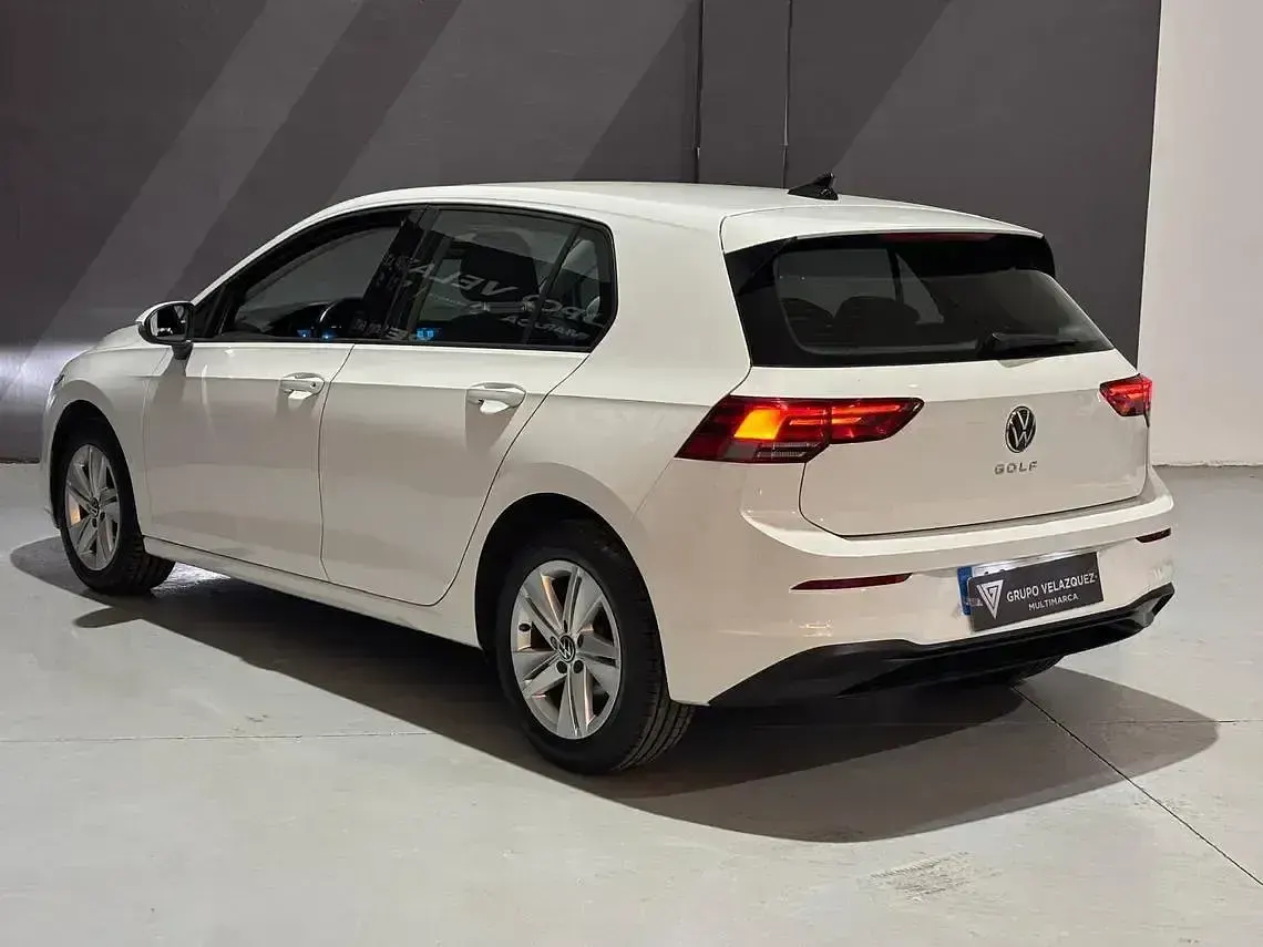Usado VW Golf VII 115 CV (84 kW) 2021 Blanco Utilitario