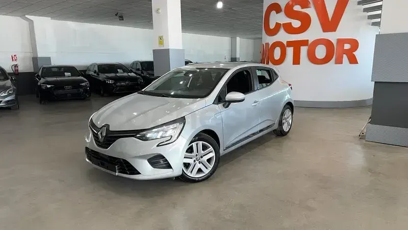 Usado Renault Clio V Techno 140 CV (102 kW) 2021 Gris / plata Berlina