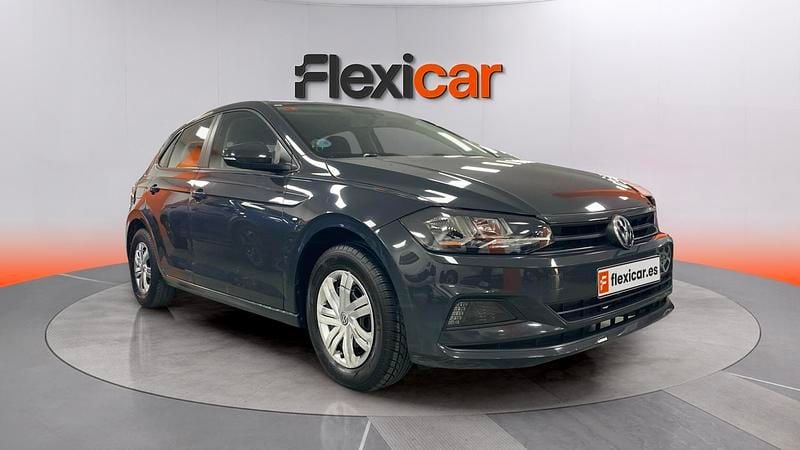 Usado VW Polo R-line 75 CV (55 kW) 2018 Gris Utilitario