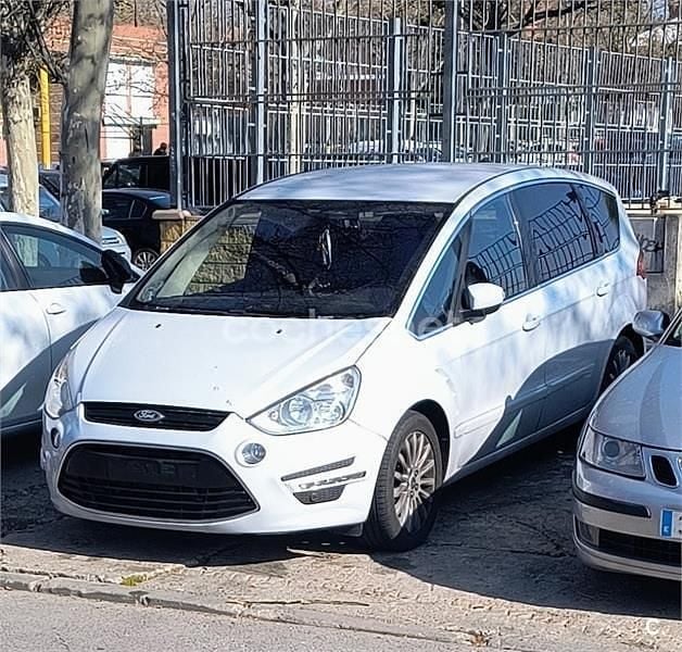Usado Ford S-MAX Trend 140 CV (102 kW) 2010 Blanco Monovolumen