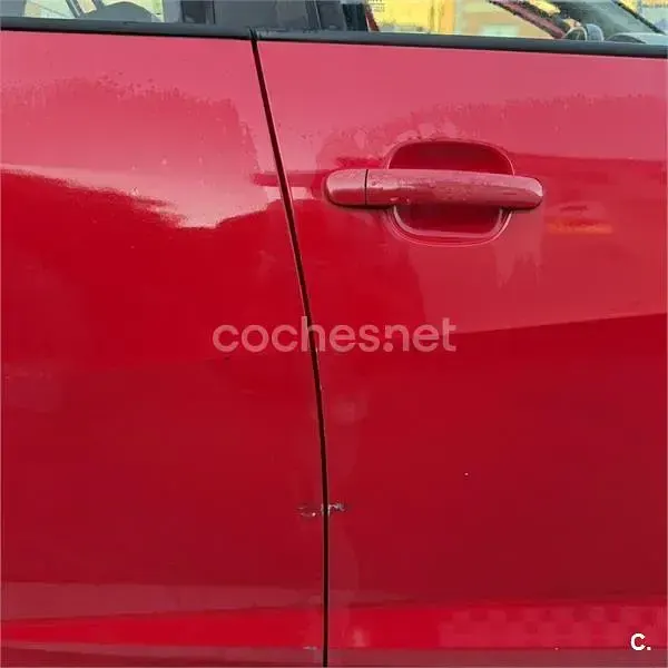 Usado Seat Ibiza Style 105 CV (77 kW) 2012 Rojo Berlina