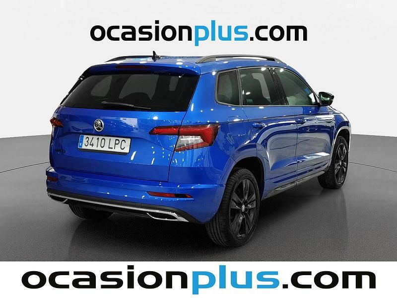 Usado Skoda Karoq SportLine 150 CV (110 kW) 2021 Azul SUV