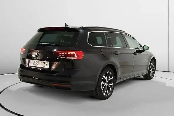 Usado VW Passat Business 150 CV (110 kW) 2022 Familiar