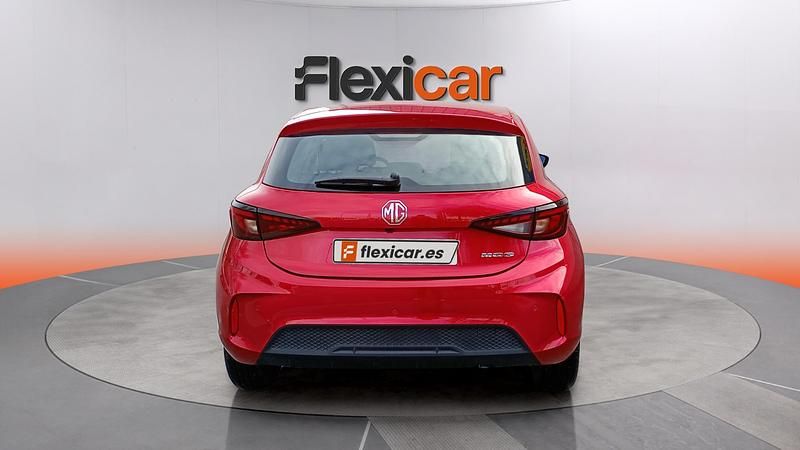 Usado MG MG3 116 CV (85 kW) 2025 Rojo Utilitario