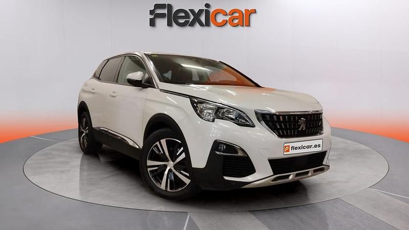 Usado Peugeot 3008 Allure 131 CV (96 kW) 2018 Blanco SUV