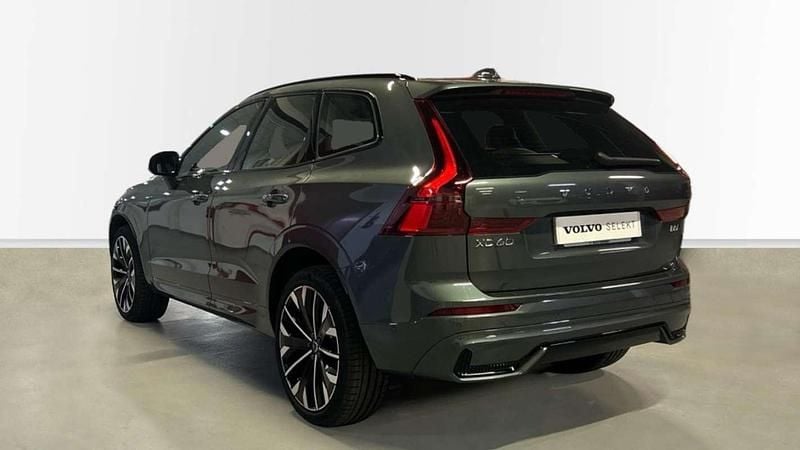 Usado Volvo XC60 Ultra 252 CV (185 kW) 2025 Verde SUV