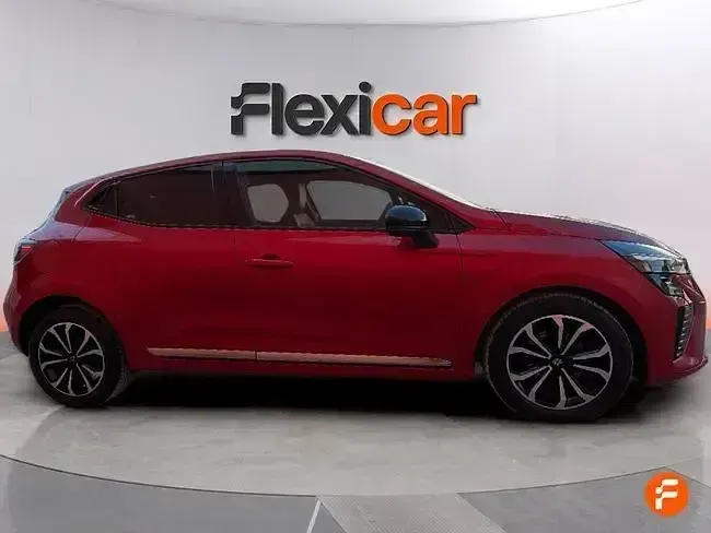 Usado Renault Clio Techno 90 CV (66 kW) 2025 Rojo Utilitario
