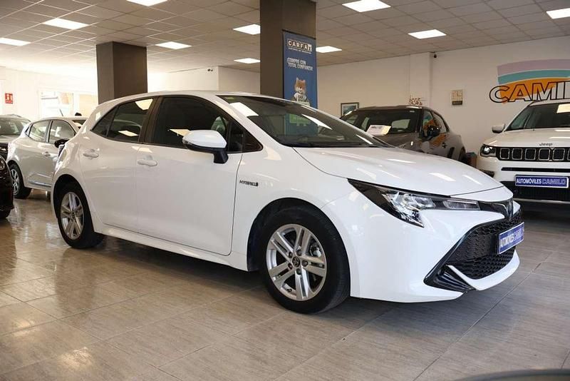 Usado Toyota Corolla Active 122 CV (89 kW) 2020 Blanco Utilitario