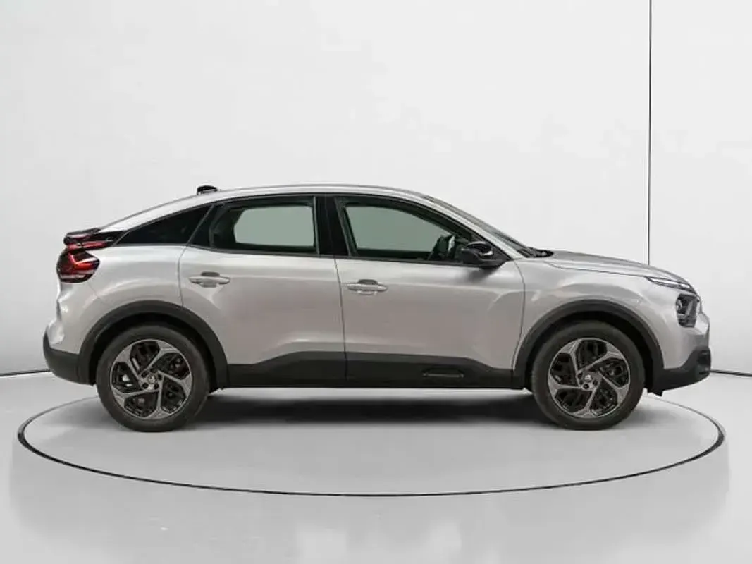 Usado Citroën C4 136 CV (100 kW) 2024 Gris SUV