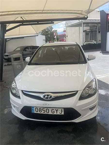 Blanco Usado 2010 Hyundai i30 Classic Berlina | 4700 € (Buen precio) - Imagen 1/4