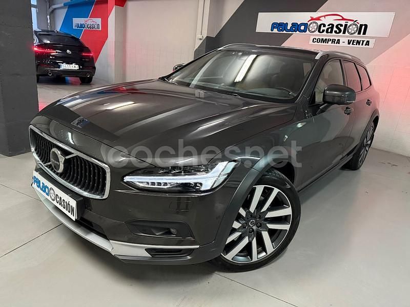 Gris / plata Usado 2021 Volvo V90 CC Pro Familiar | 47.990 € - Imagen 1/4