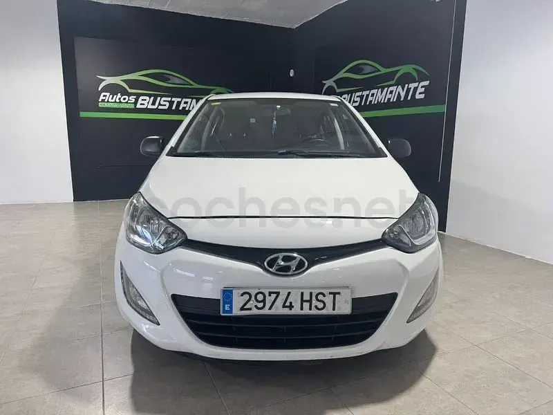 Usado Hyundai i20 GO! 90 CV (66 kW) 2013 Blanco Utilitario