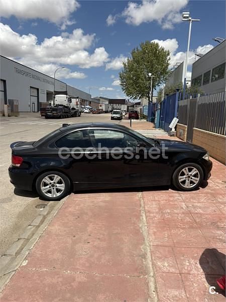 Negro Usado 2008 BMW 120 Coupé Coupe | 7500 € (Precio justo) - Imagen 1/4