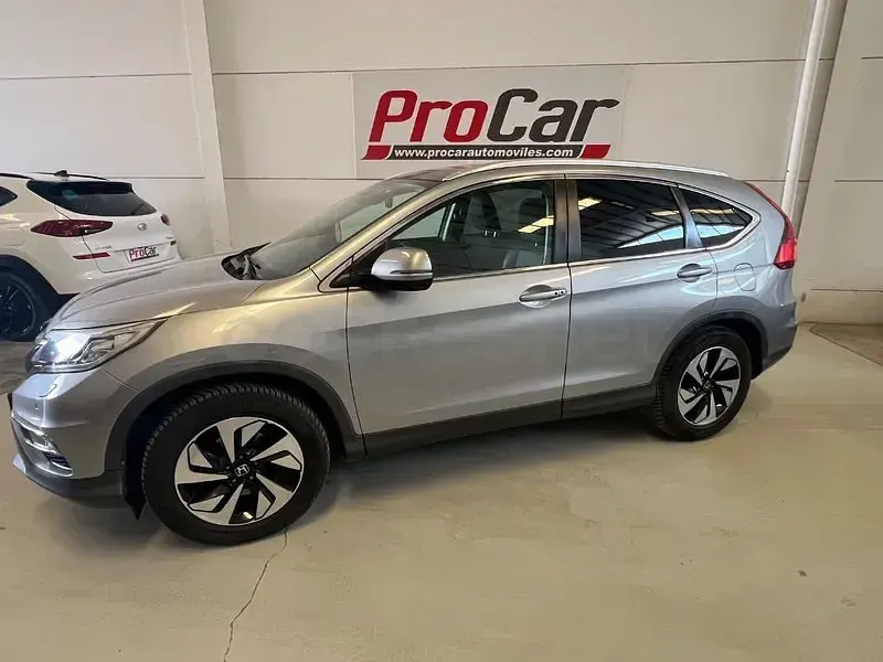 Usado Honda CR-V Elegance 160 CV (117 kW) 2017 Gris / plata SUV