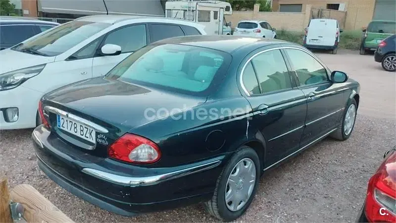 Usado Jaguar X-type 156 CV (114 kW) 2002 Verde Berlina