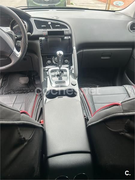 Usado Peugeot 3008 Style 120 CV (88 kW) 2016 Gris / plata Berlina