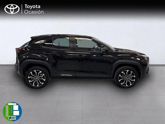 Usado Toyota Yaris Cross Active 120 CV (88 kW) 2022 Negro SUV