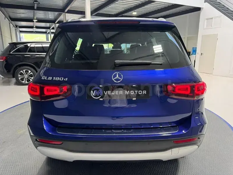 Usado Mercedes GLB200 150 CV (110 kW) 2023 Azul SUV