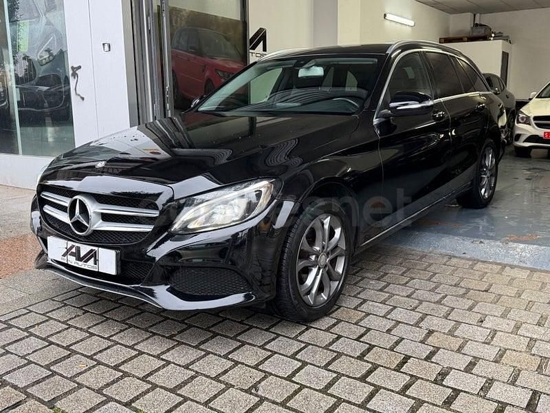 Usado Mercedes C220 170 CV (125 kW) 2015 Negro Familiar