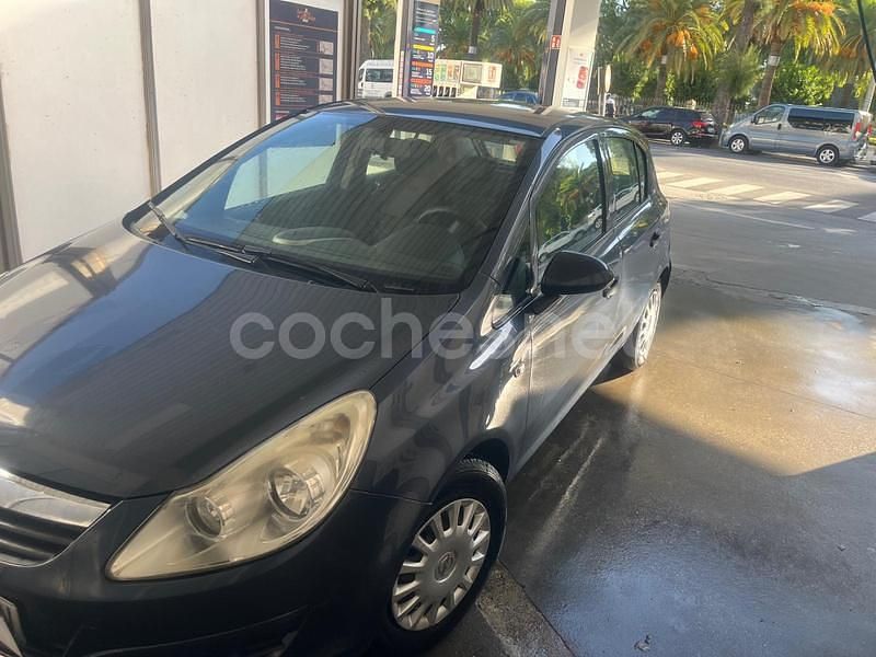 Gris / plata Usado 2009 Opel Corsa Berlina | 5900 € (Precio justo) - Imagen 1/4