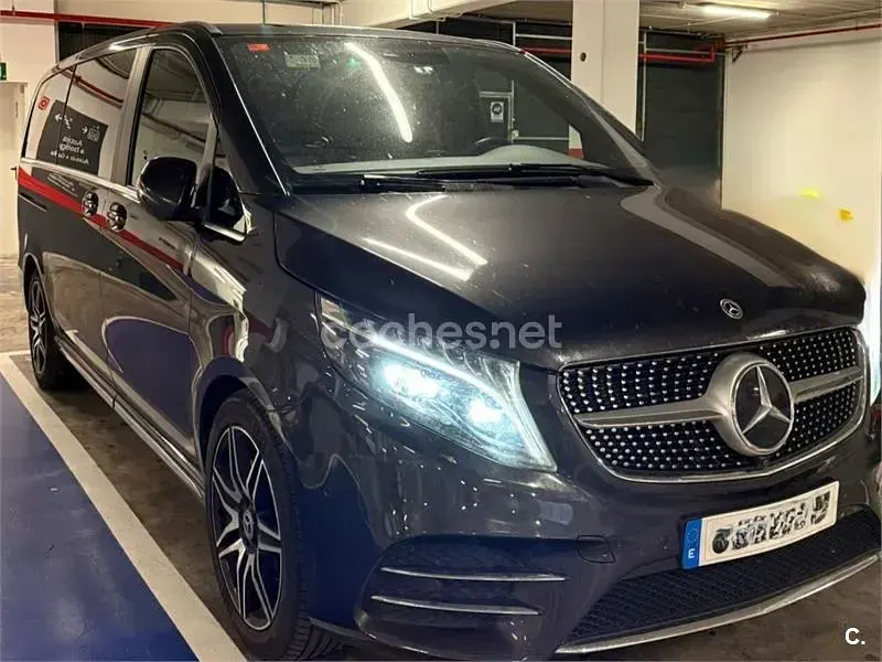 Usado Mercedes V250 Avantgarde 190 CV (139 kW) 2023 Negro Monovolumen