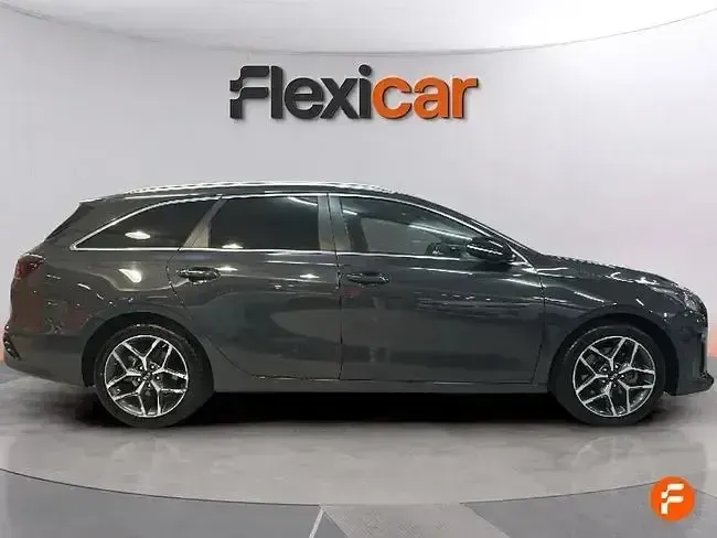 Usado Kia Ceed GT GT-Line 140 HP (102 kW) 2019 Cinzento Carrinha